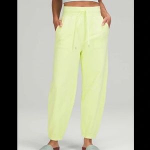 Lululemon Relaxed Fit French Terry Jogger